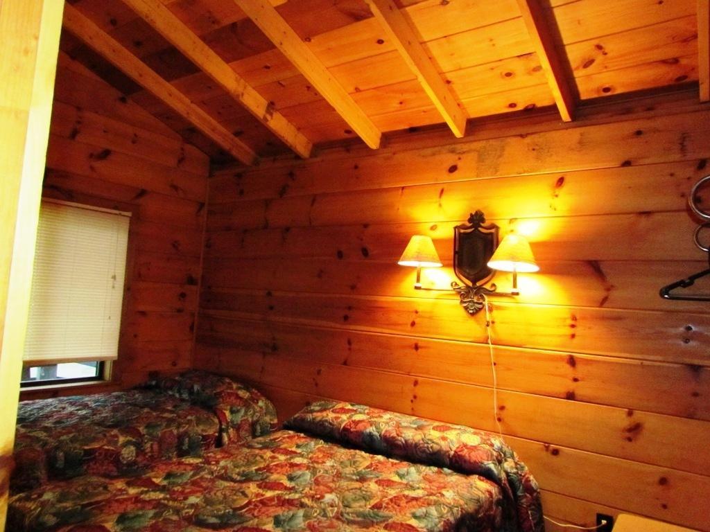 Depe Dene Resort Lake George Habitación foto